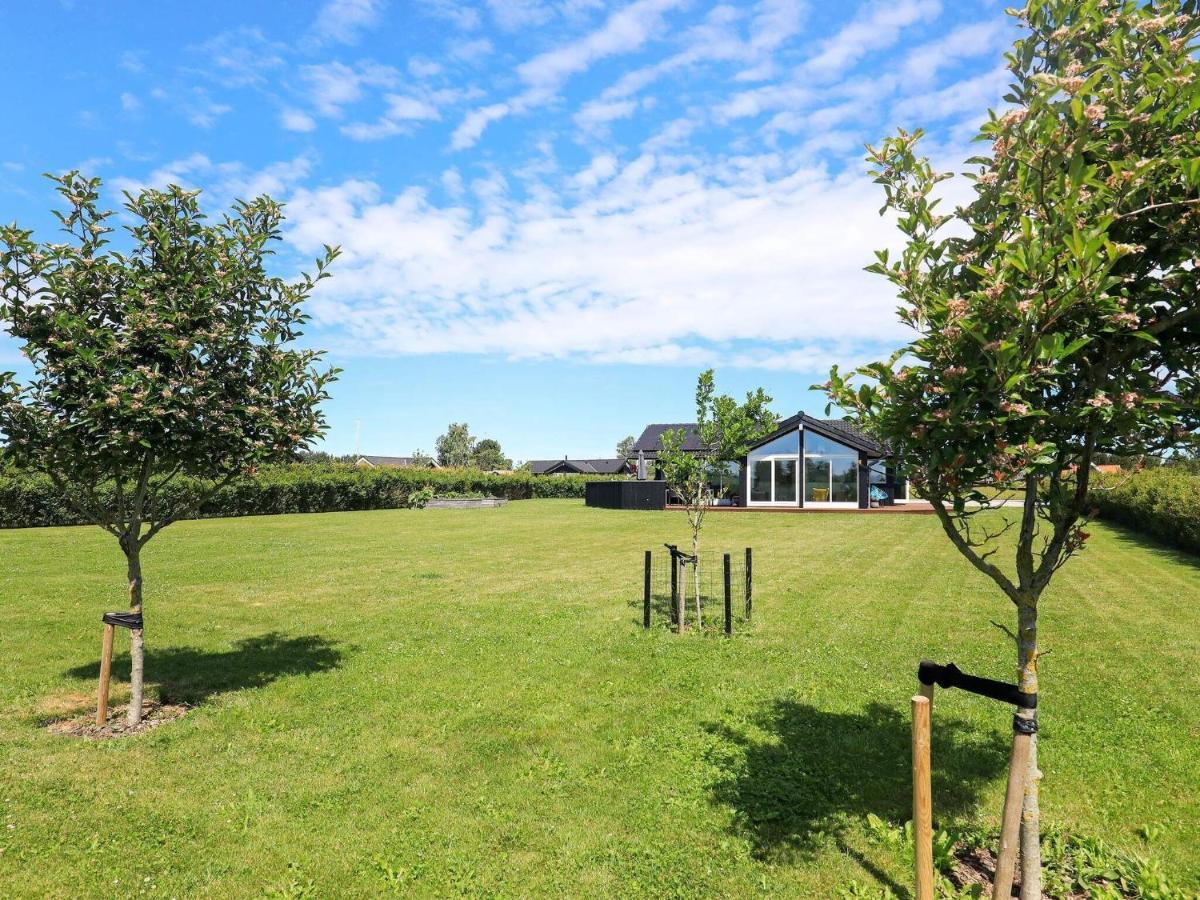 9 Person Holiday Home In Otterup Exterior foto